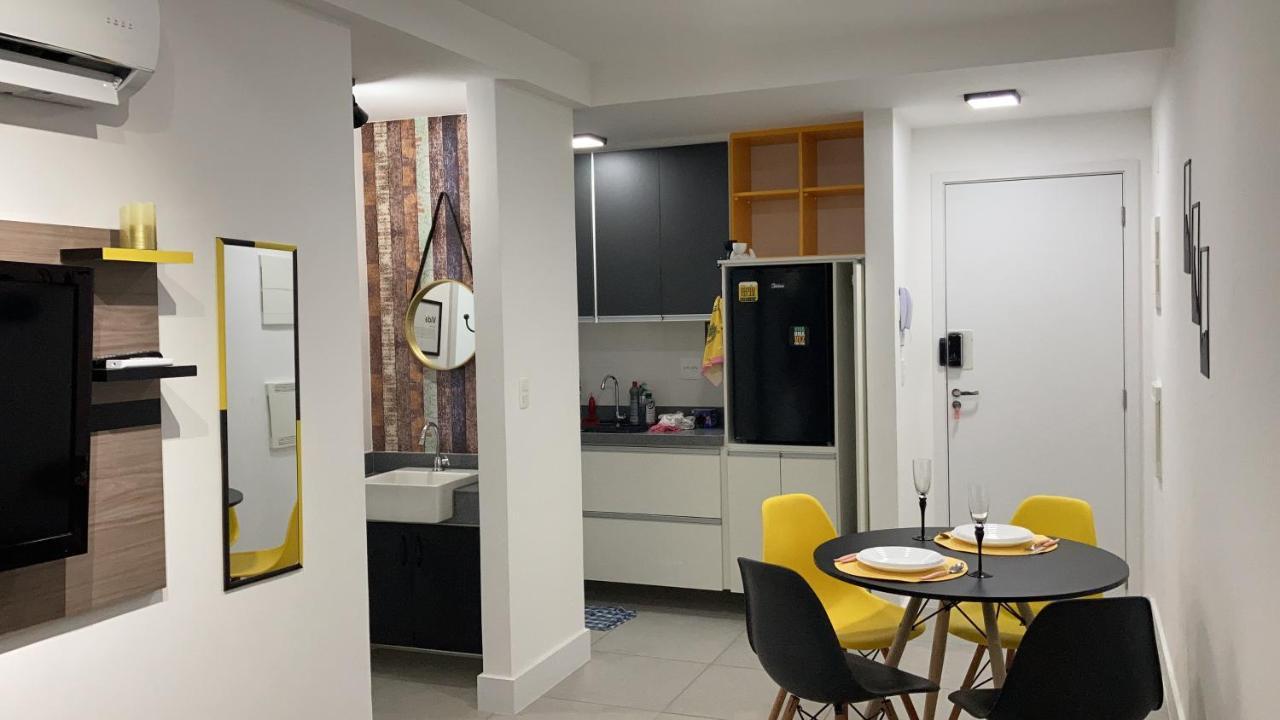 Lindo apartamento no Centro/ Coração da Lapa RJ Apartamento *